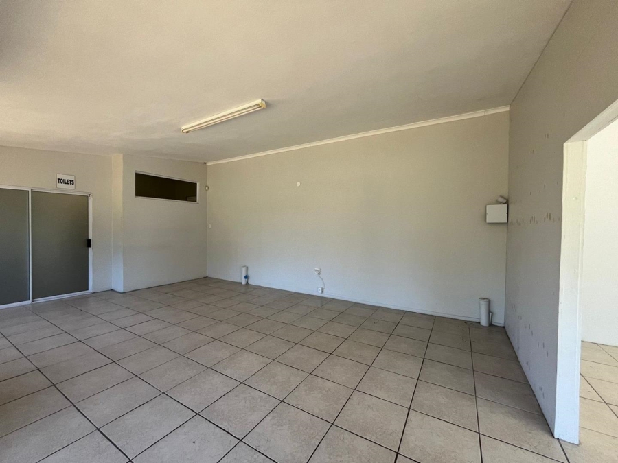 To Let 1 Bedroom Property for Rent in Walmer Eastern Cape